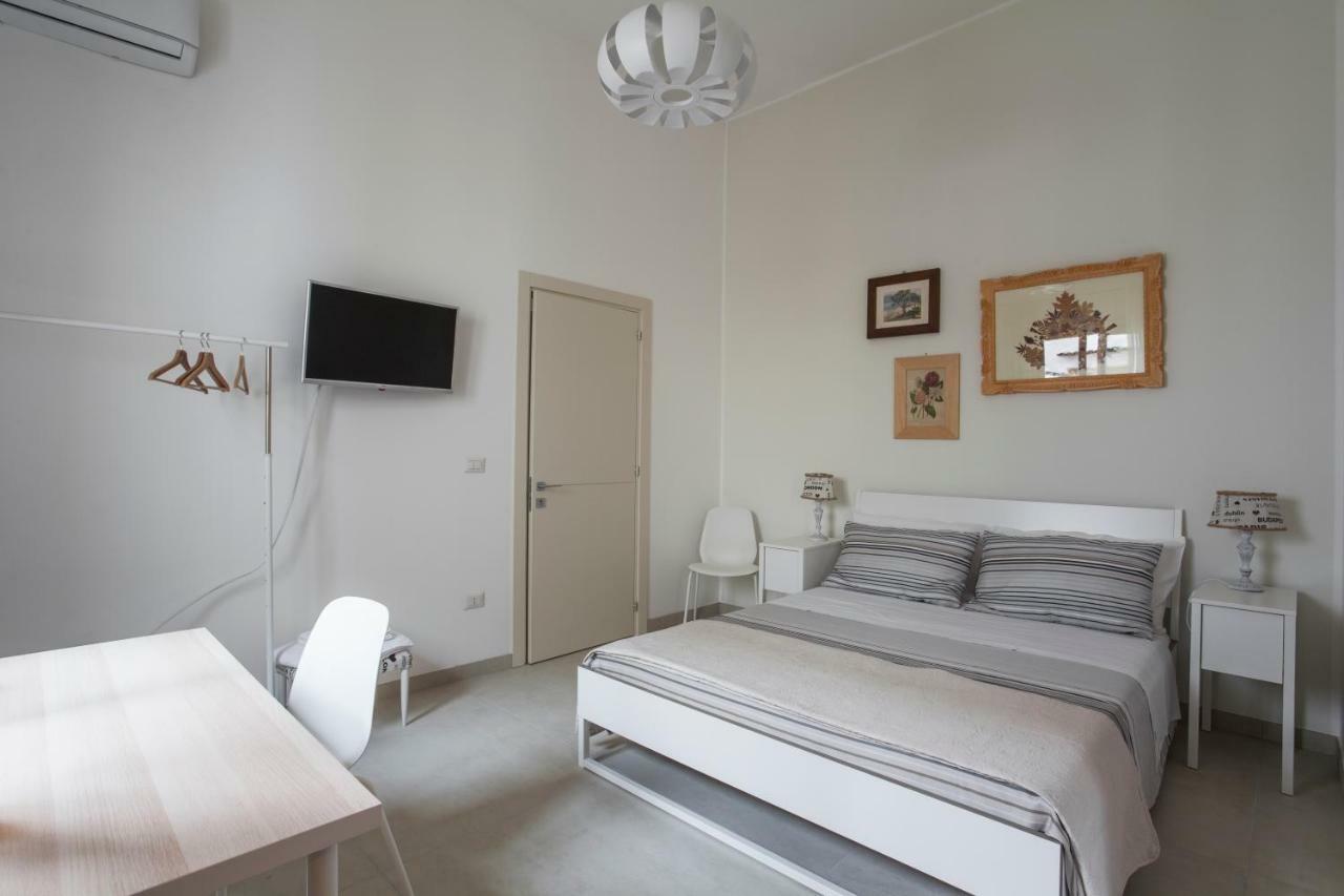 Last Minute Rooms Lecce Exteriör bild