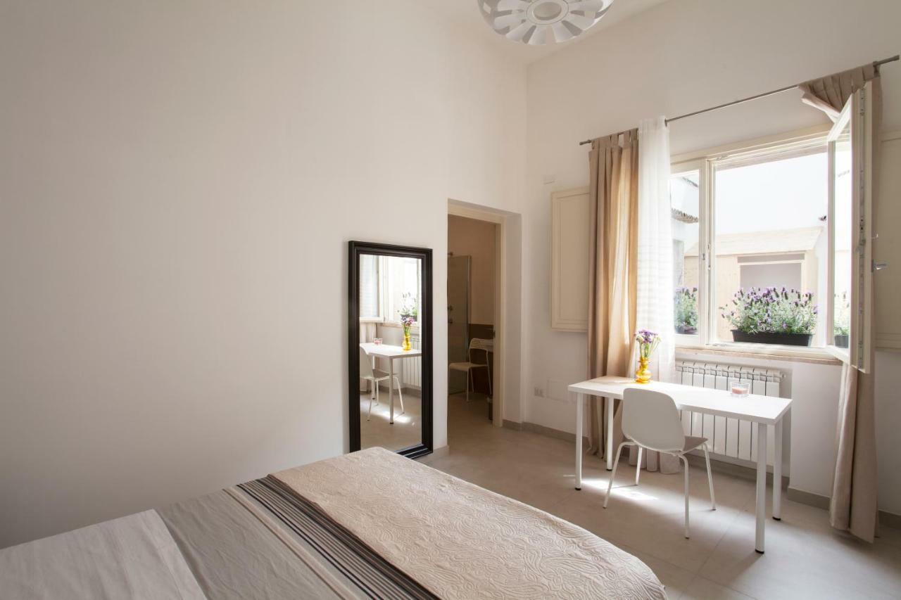 Last Minute Rooms Lecce Exteriör bild